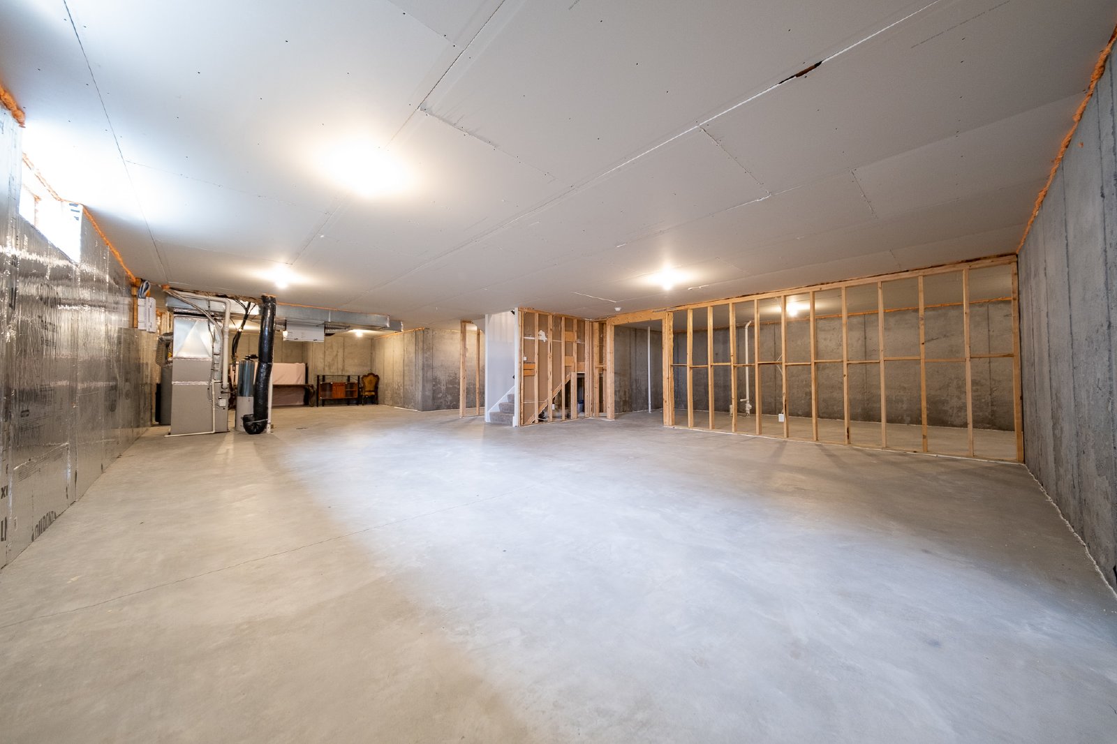 192nd Street West, Farmington (3716) AB JS1 - 1 property image