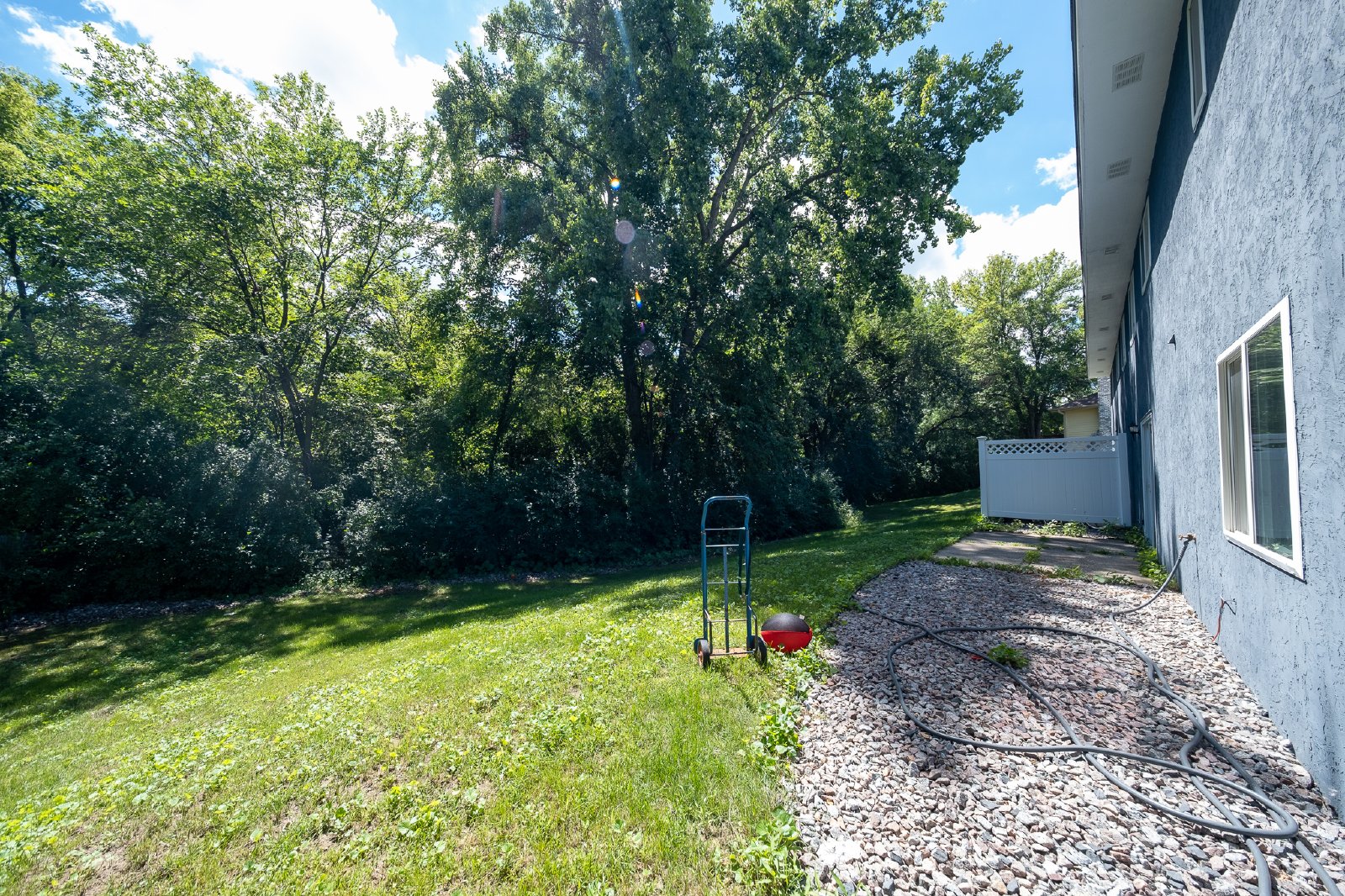 Overlook Trail, Eden Prairie (9334) LS KK1 **HWP** - 1 property image