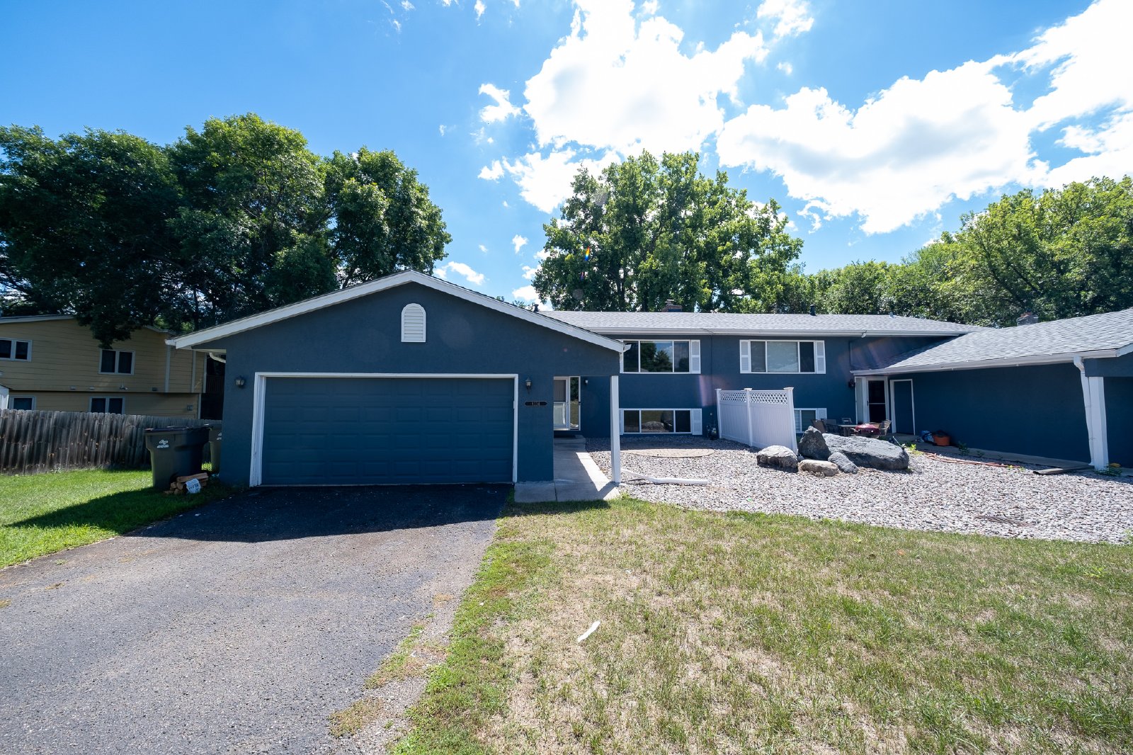 Overlook Trail, Eden Prairie (9334) LS KK1 **HWP** - 1 property image