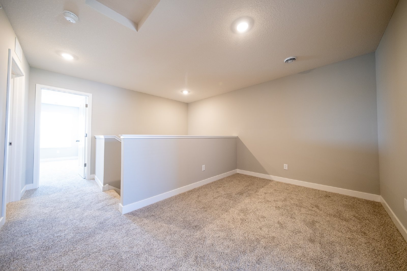 Driscoll Place, Lakeville (17579) RS DG1 *HWP* - 1 property image