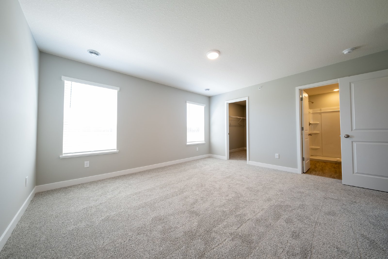 Driscoll Place, Lakeville (17579) RS DG1 *HWP* - 1 property image