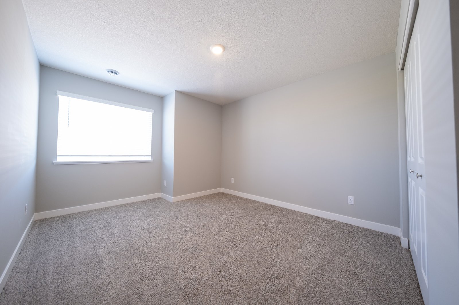 Driscoll Place, Lakeville (17579) RS DG1 *HWP* - 1 property image