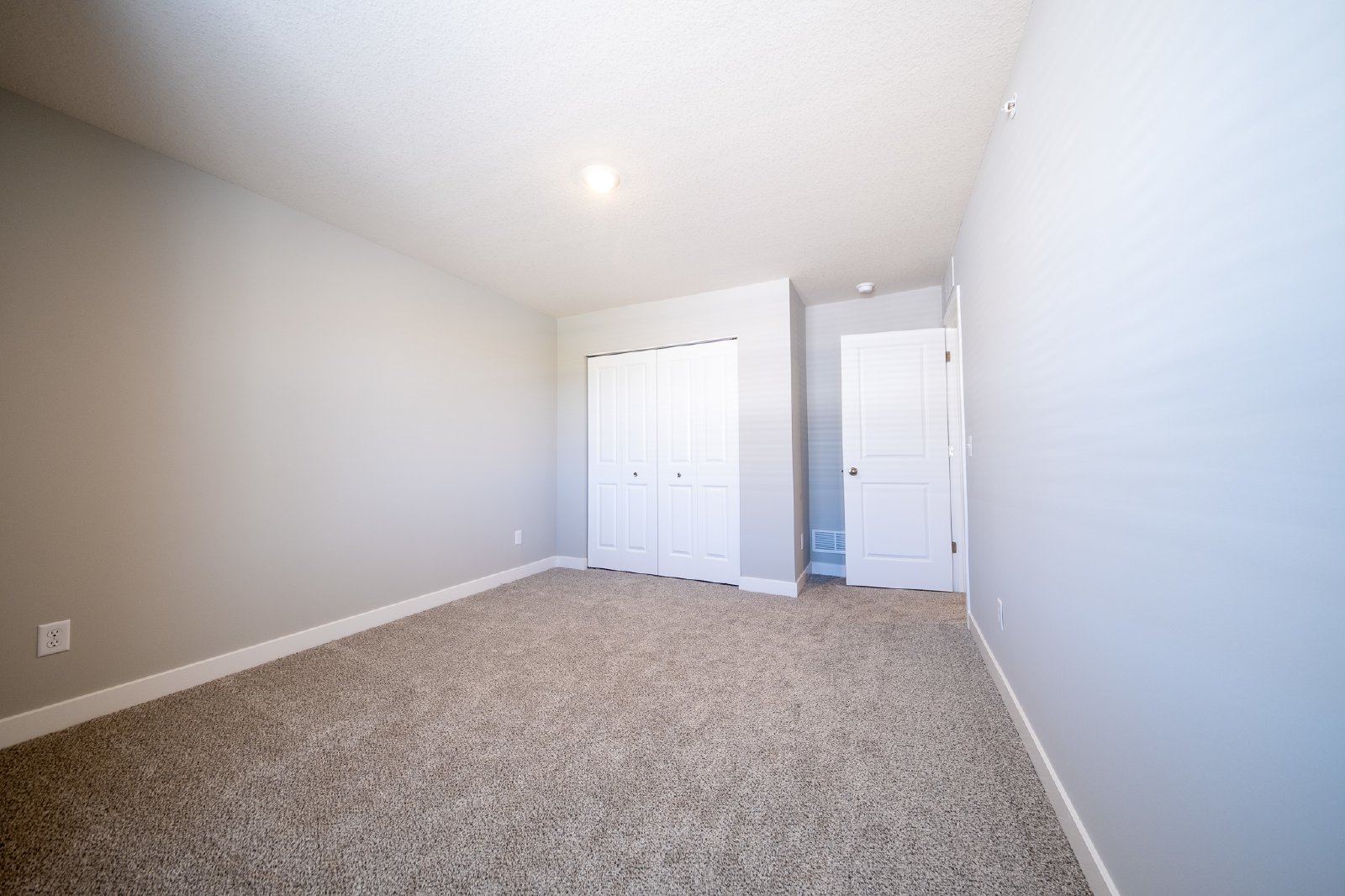 Driscoll Place, Lakeville (17579) RS DG1 *HWP* - 1 property image