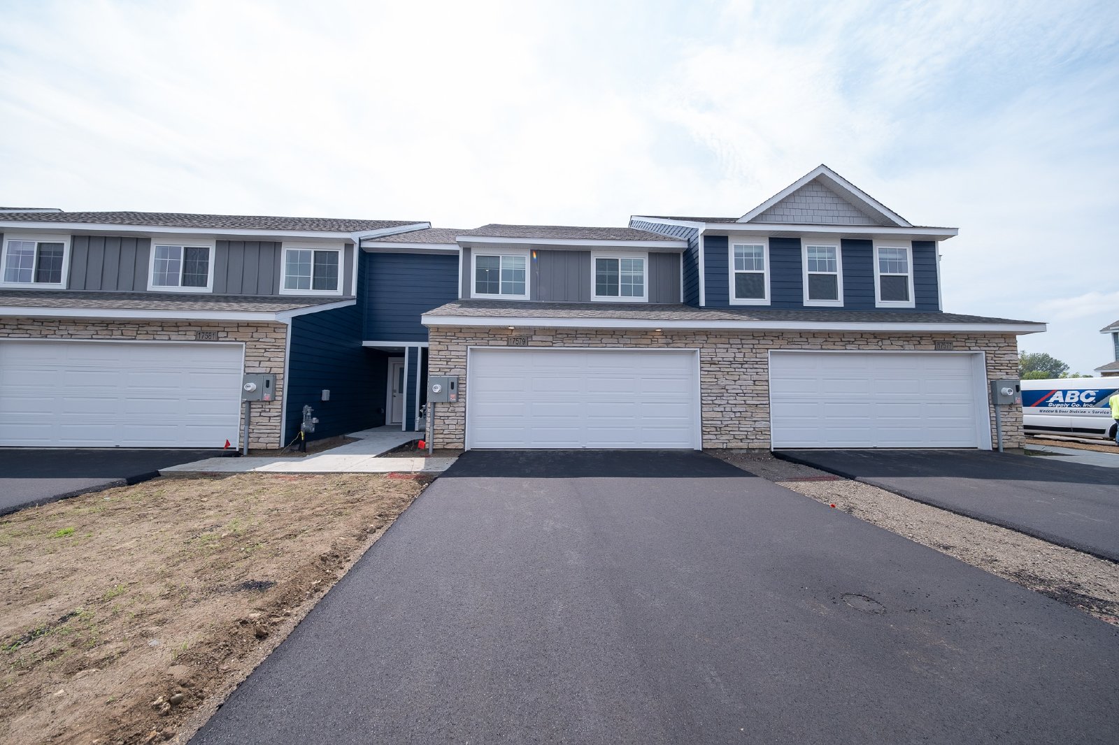 Driscoll Place, Lakeville (17579) RS DG1 *HWP* - 1 property image