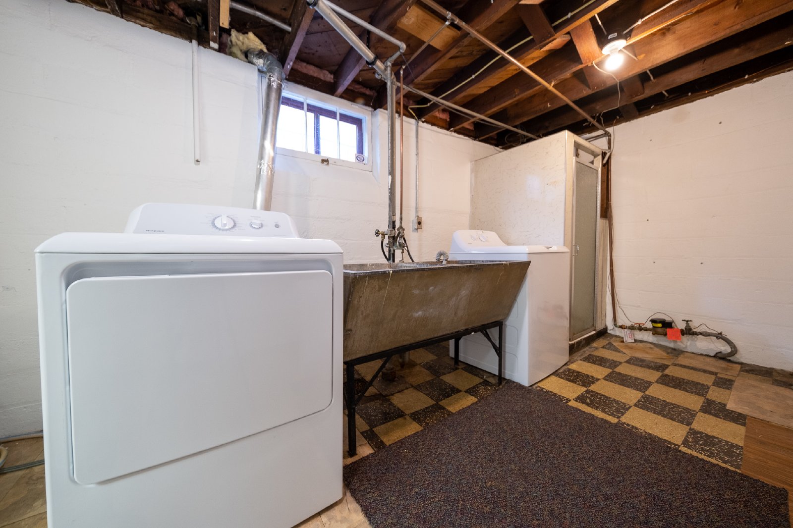 Wellesley Avenue, St Paul (2138) AB ER1 - 1 property image