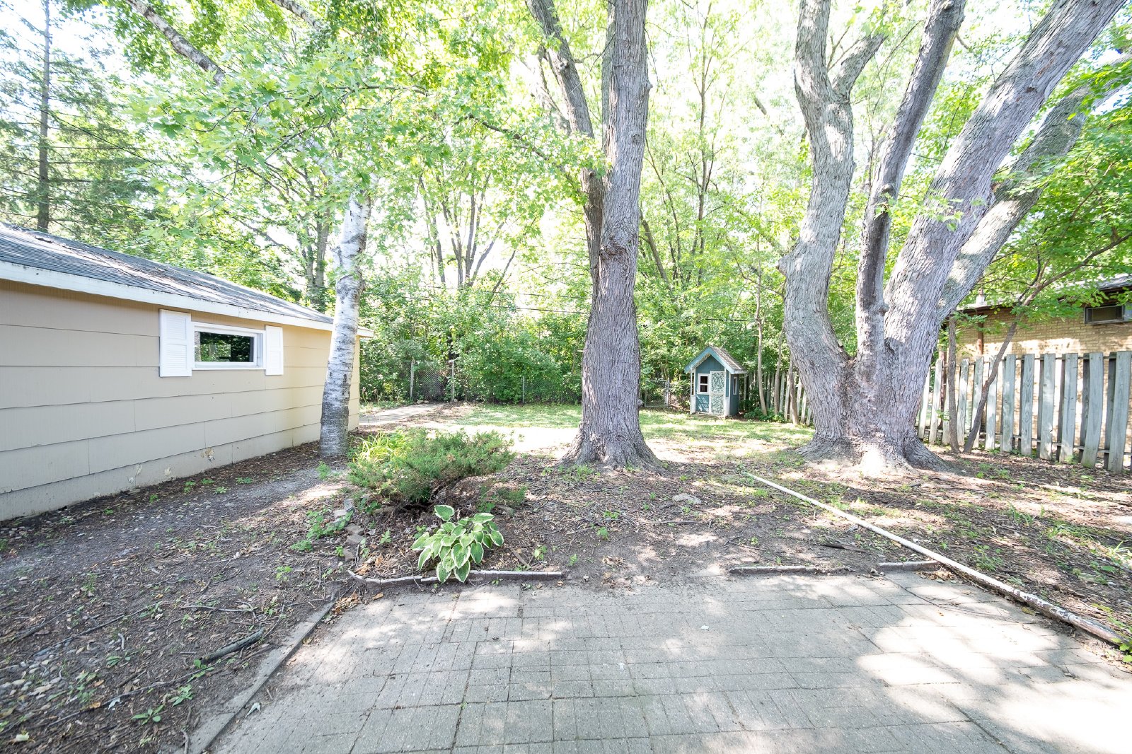 Oregon Avenue North, New Hope (4103) JP DG1 *HWP* - 1 property image