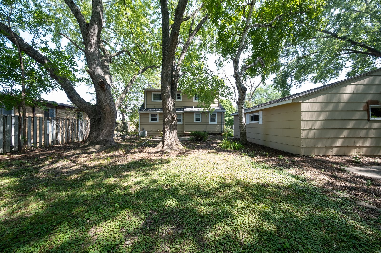Oregon Avenue North, New Hope (4103) JP DG1 *HWP* - 1 property image