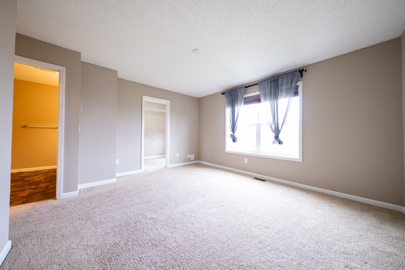 Scott Lane North, Brooklyn Park (9643) LS JS1 *HWP* - 1 property image