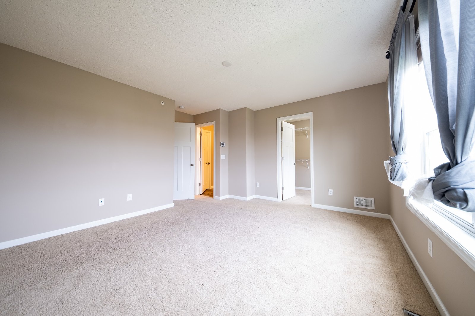 Scott Lane North, Brooklyn Park (9643) LS JS1 *HWP* - 1 property image