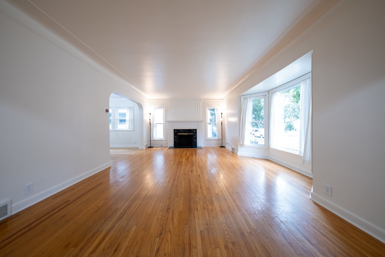 Thomas Avenue, St Paul (1600) LS MG1 - 1 property image