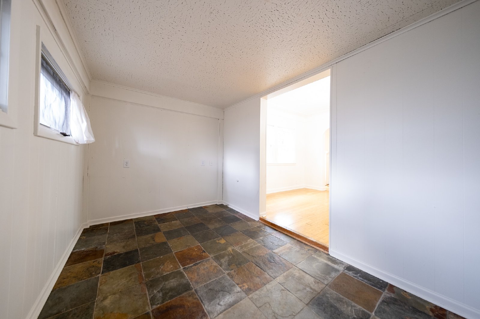 Thomas Avenue, St Paul (1600) LS MG1 - 1 property image