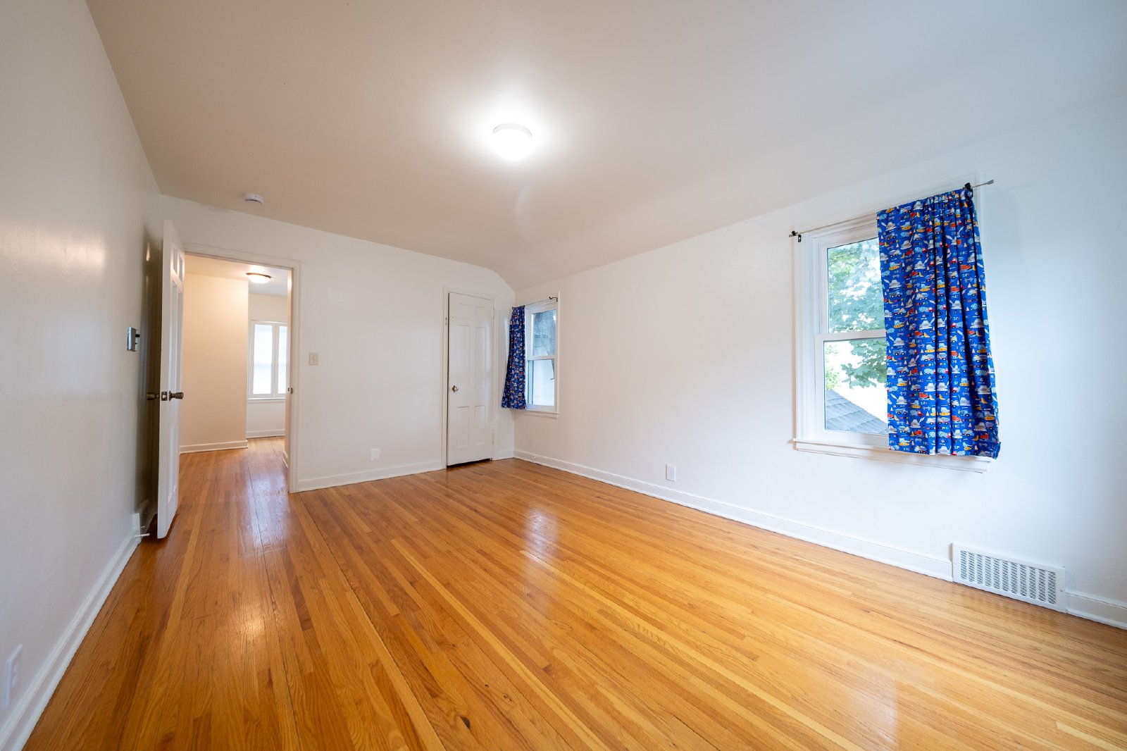 Thomas Avenue, St Paul (1600) LS MG1 - 1 property image