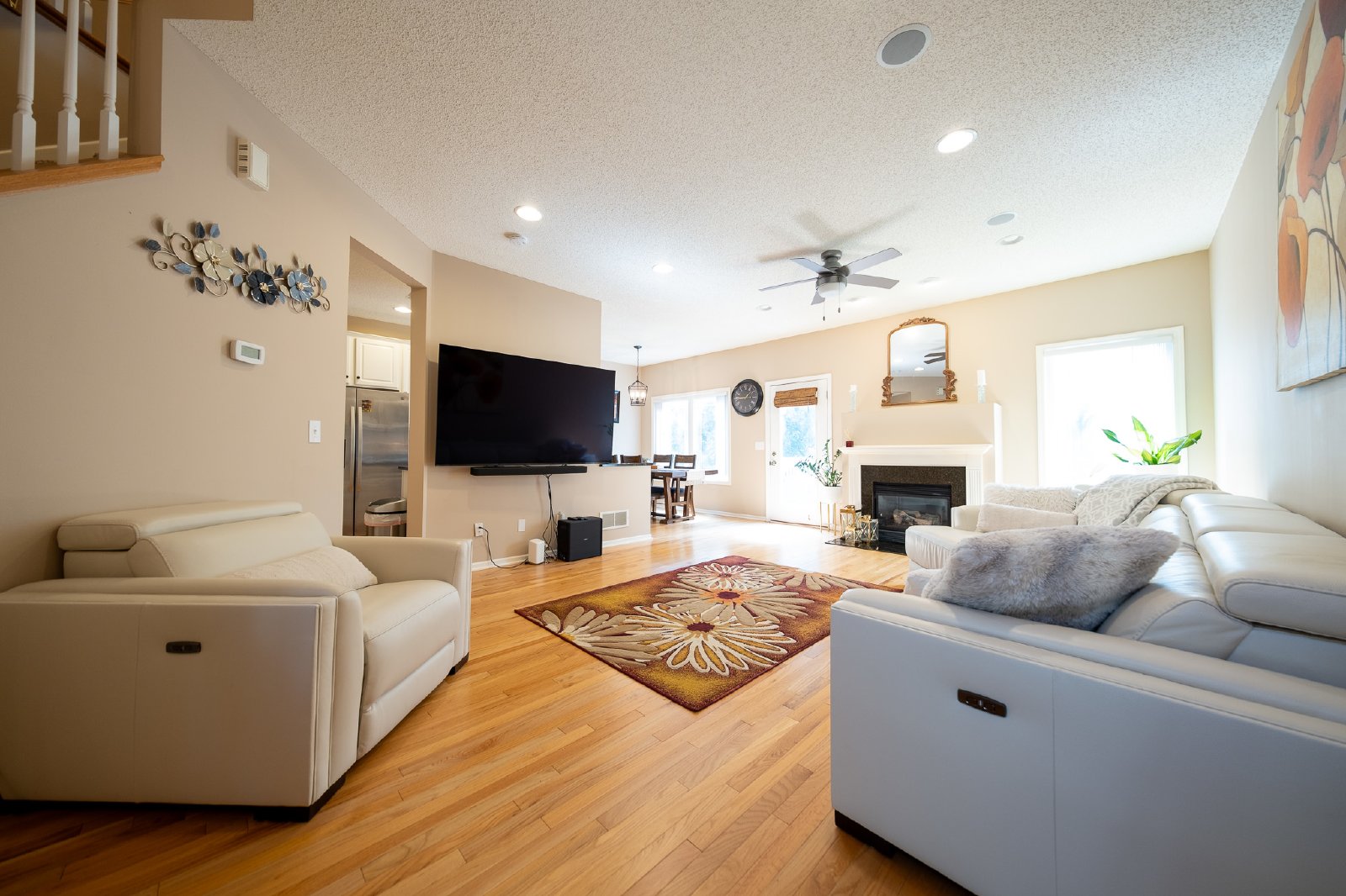 Porchlight Lane, Eden Prairie (15843) LS CW1 - 1 property image