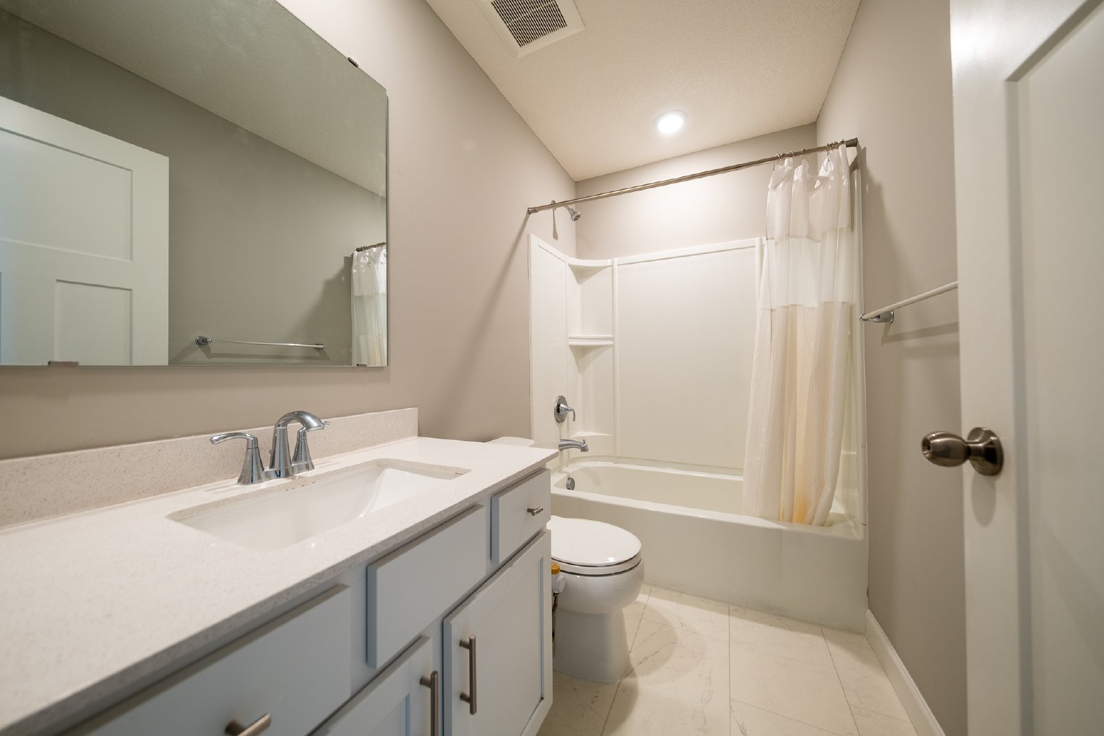 Heron Court, Lino Lakes (2164) RS MG1 *HWP* - 1 property image