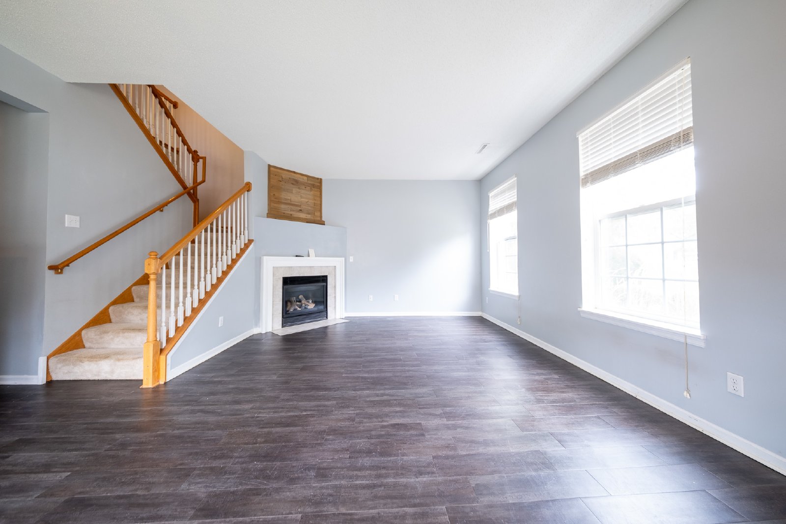 Cobblestone Way, Shakopee (799) LS JS - 1 property image