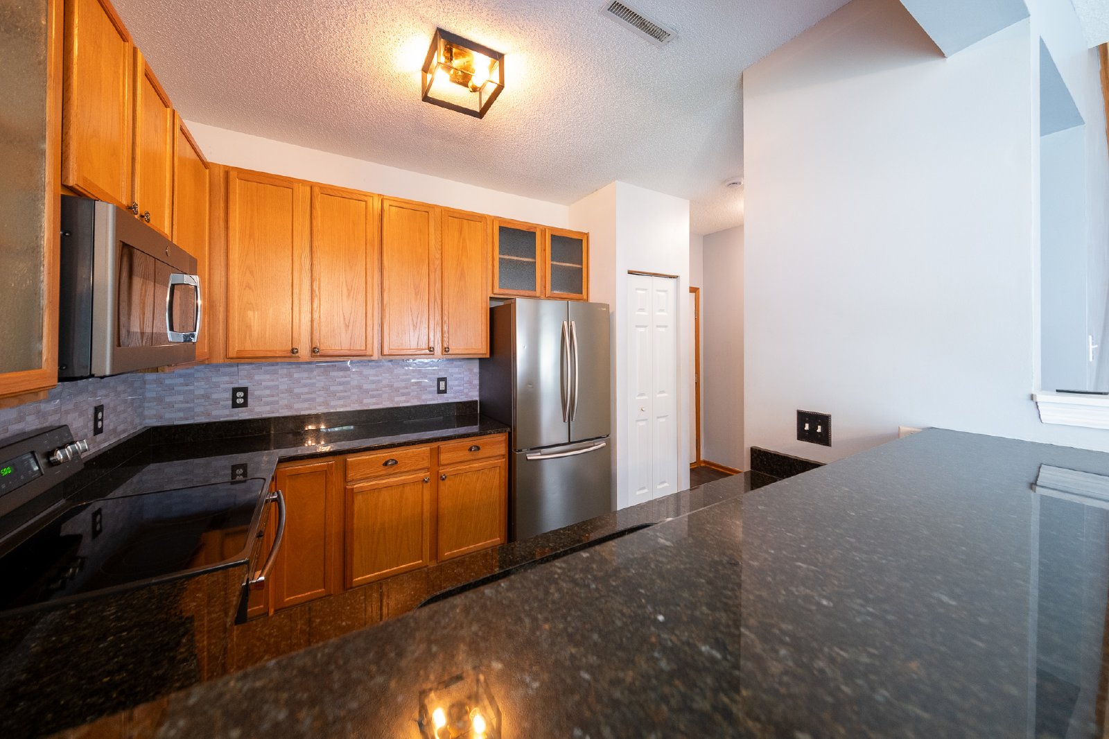 Cobblestone Way, Shakopee (799) LS JS - 1 property image