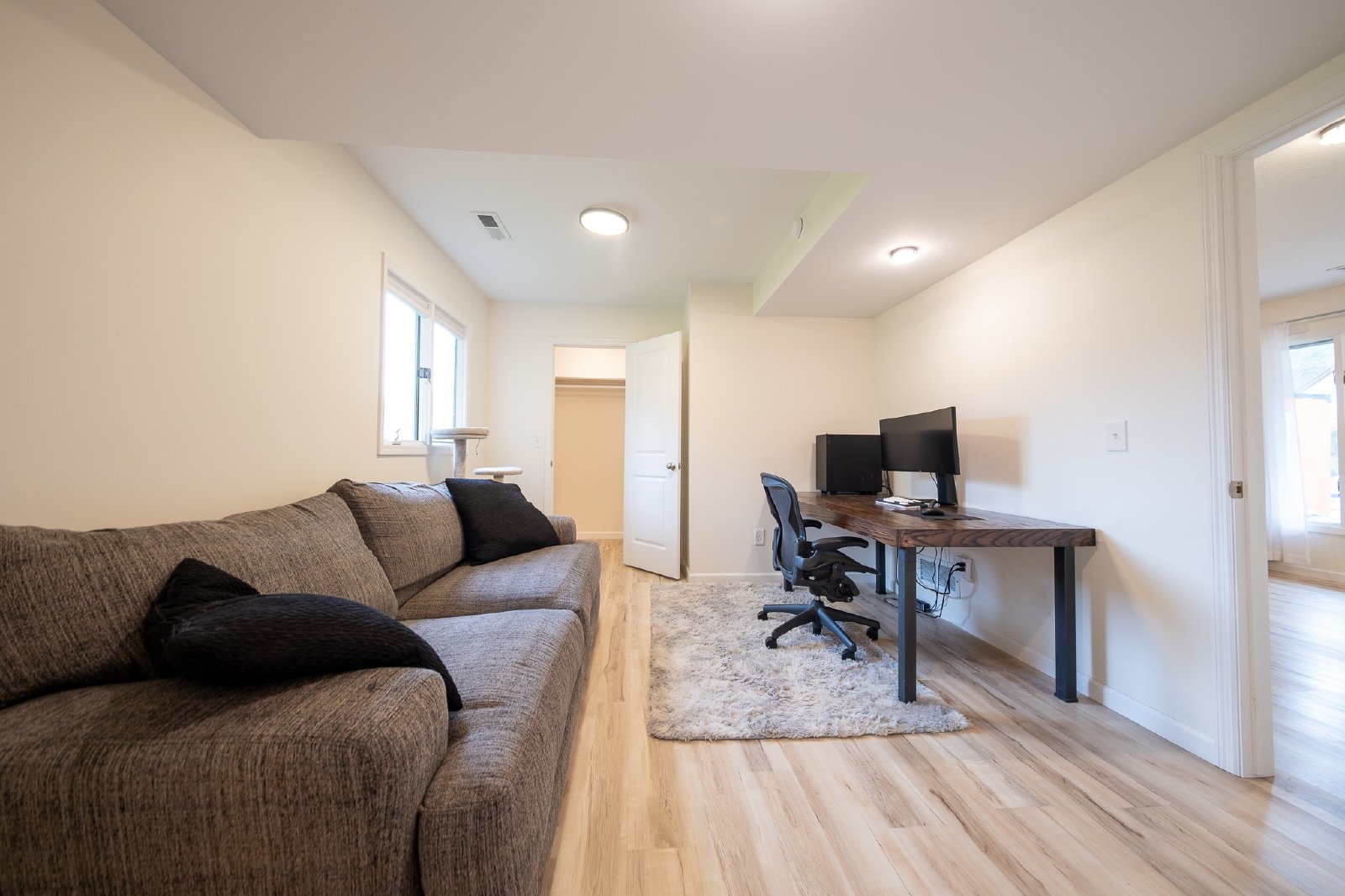 131st Street Court West, Apple Valley (6359) JP JS1 - 1 property image