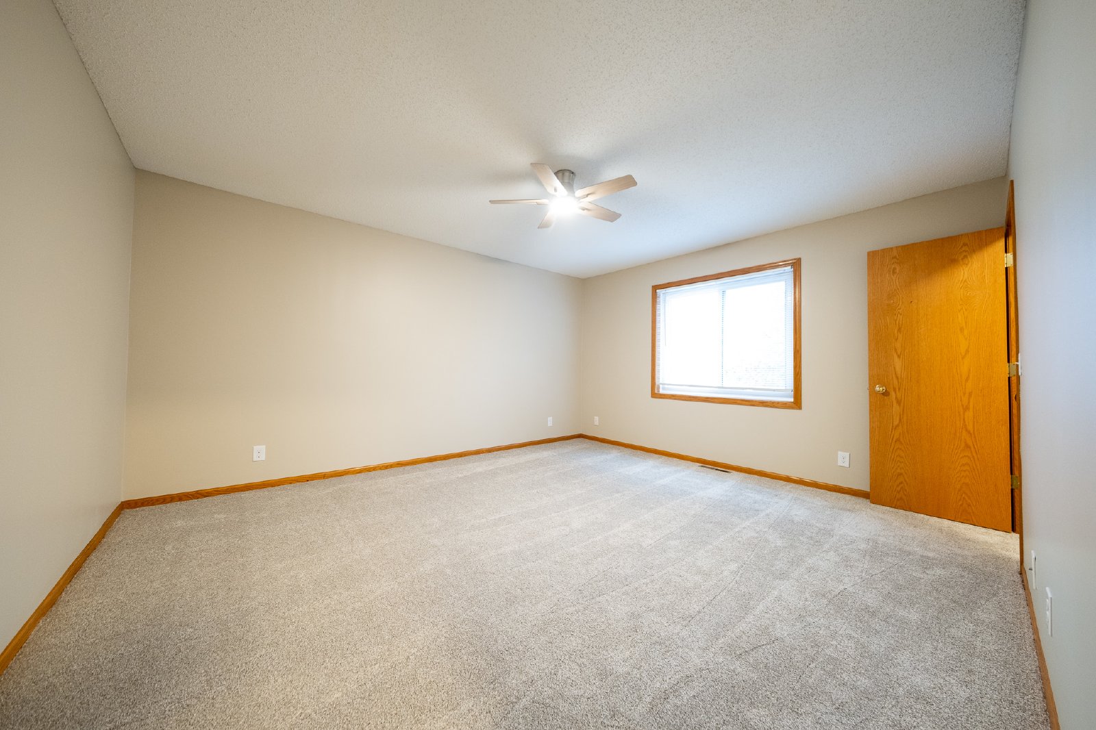 Chartreux Avenue, Shakopee (1553) LS MG1 - 1 property image