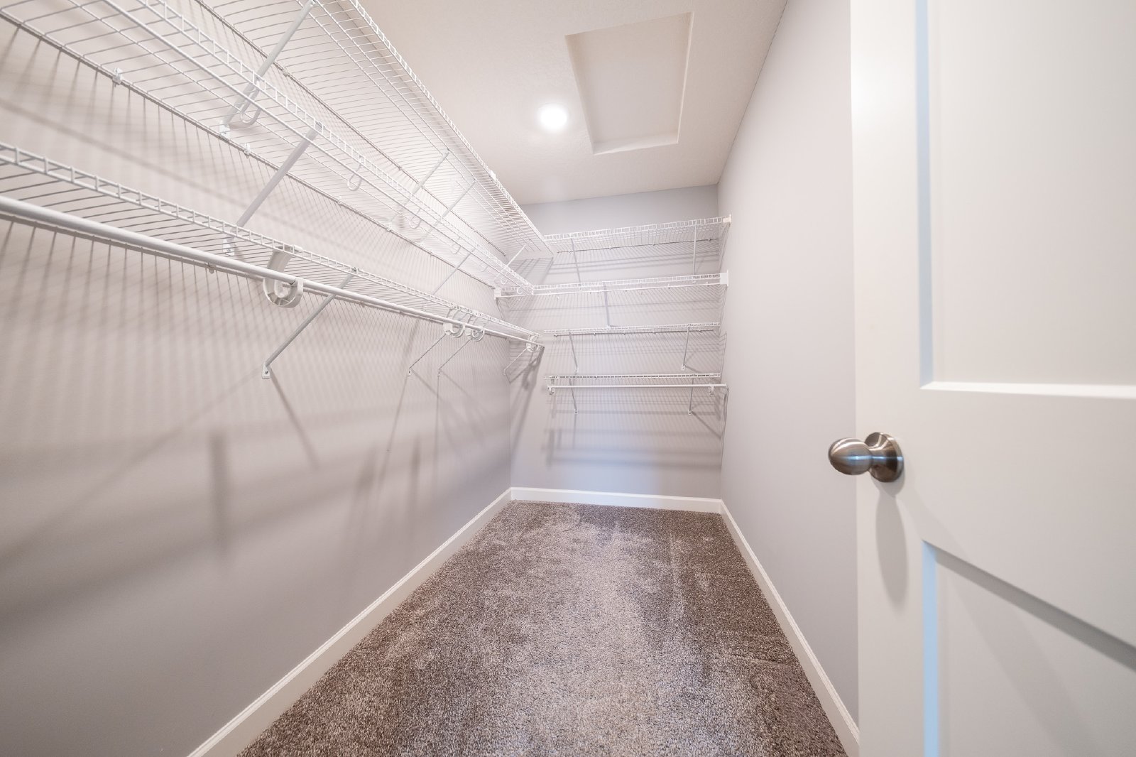 143rd Court East, Rosemount (1252) AB JS - 1 property image