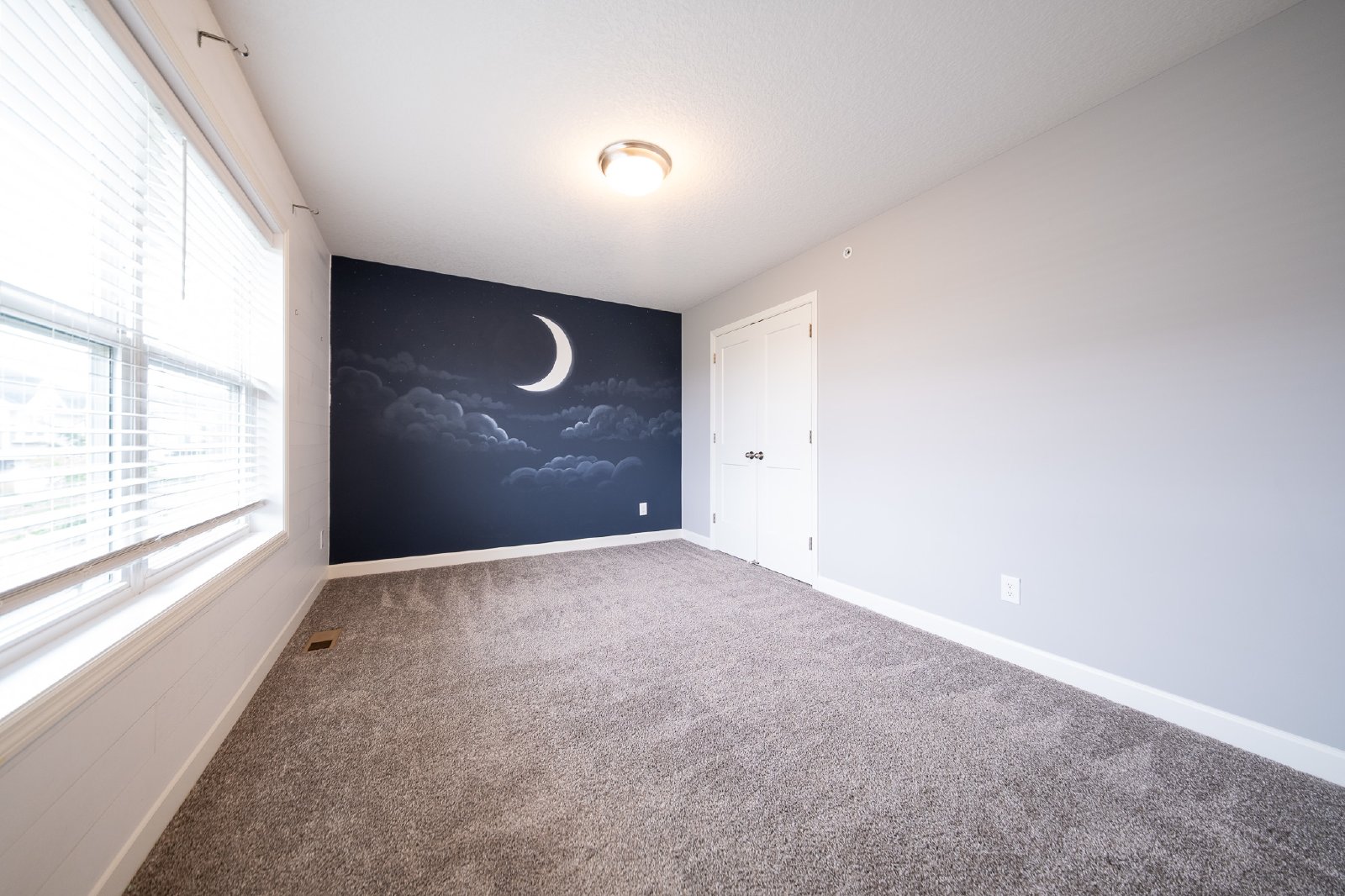 143rd Court East, Rosemount (1252) AB JS - 1 property image