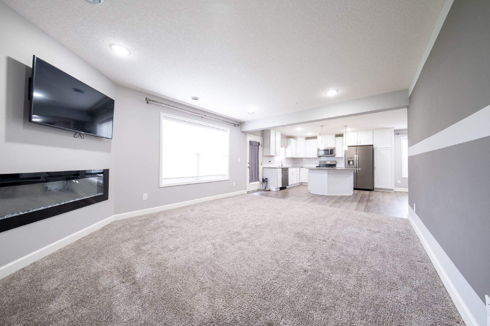 143rd Court East, Rosemount (1252) AB JS - 1 property image