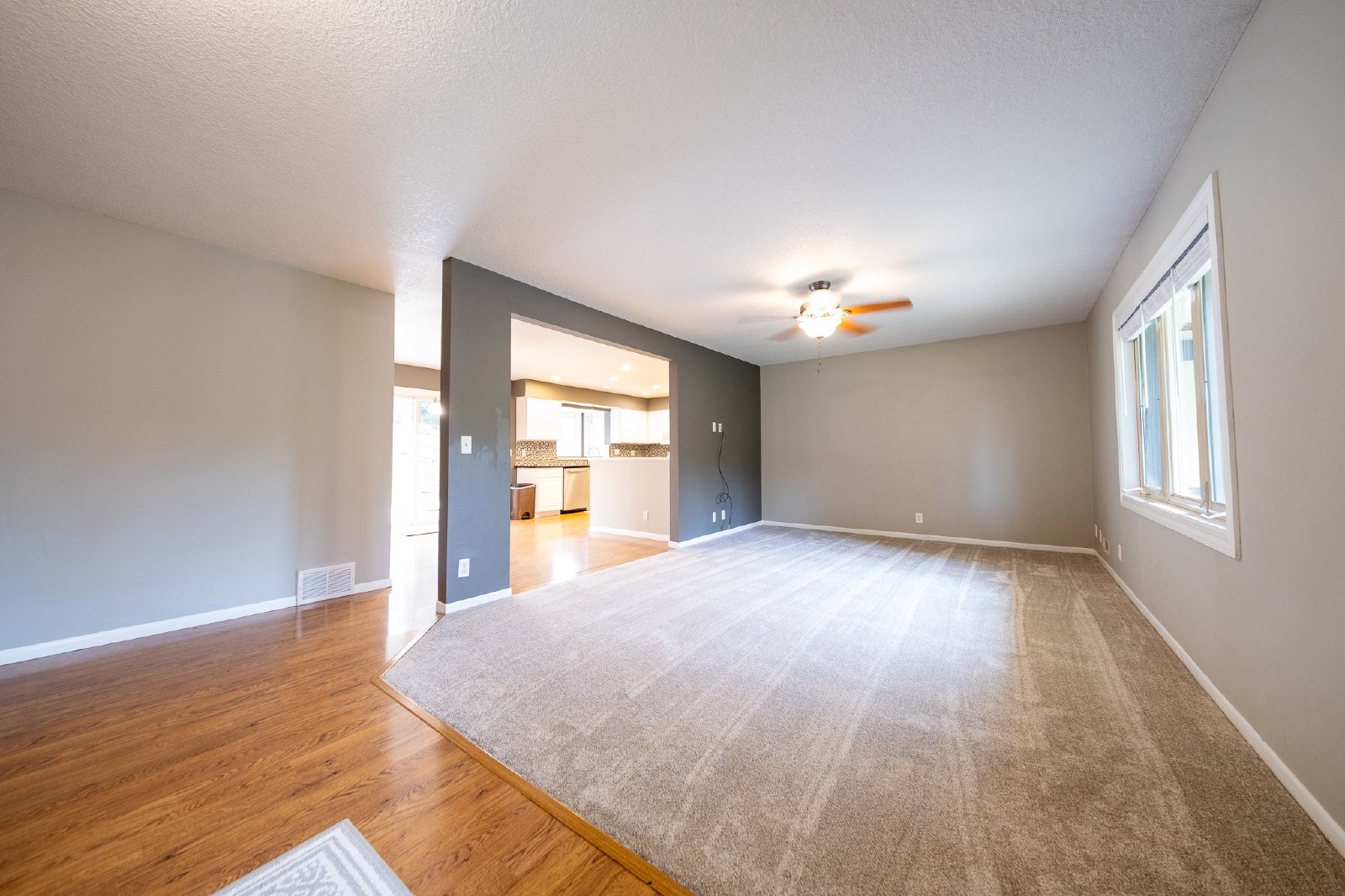 Upper 139th Street West, Apple Valley (7367) RS DG1 *HWP* - 1 property image