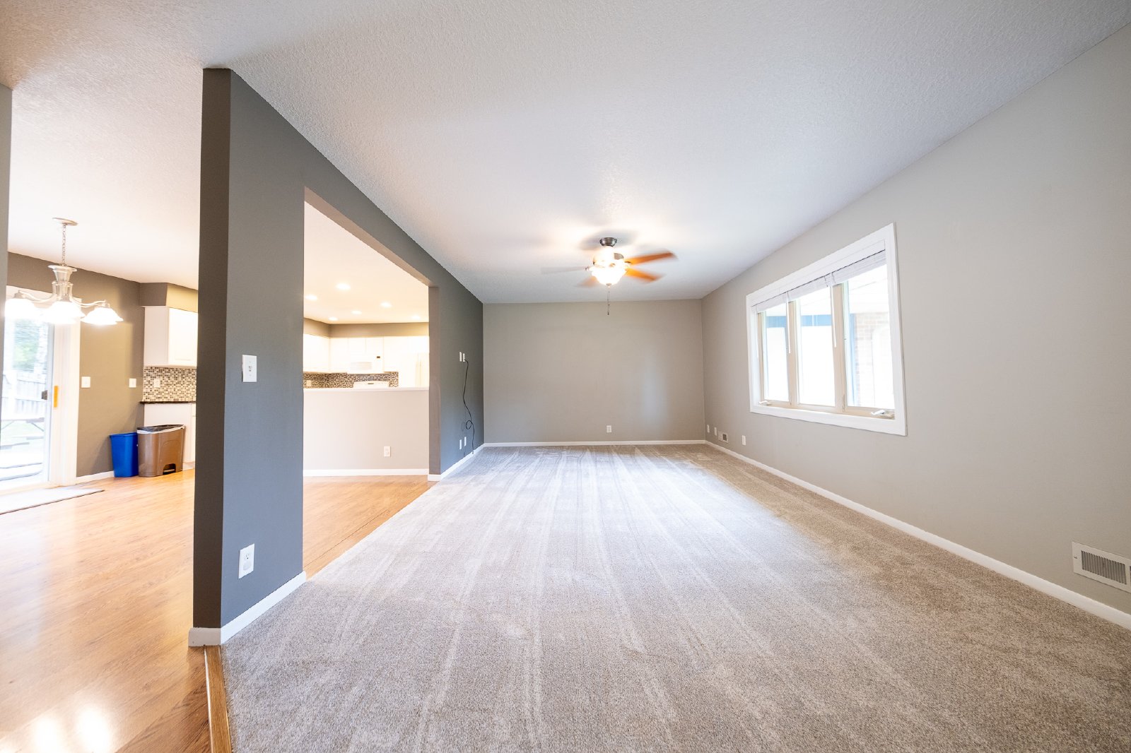 Upper 139th Street West, Apple Valley (7367) RS DG1 *HWP* - 1 property image