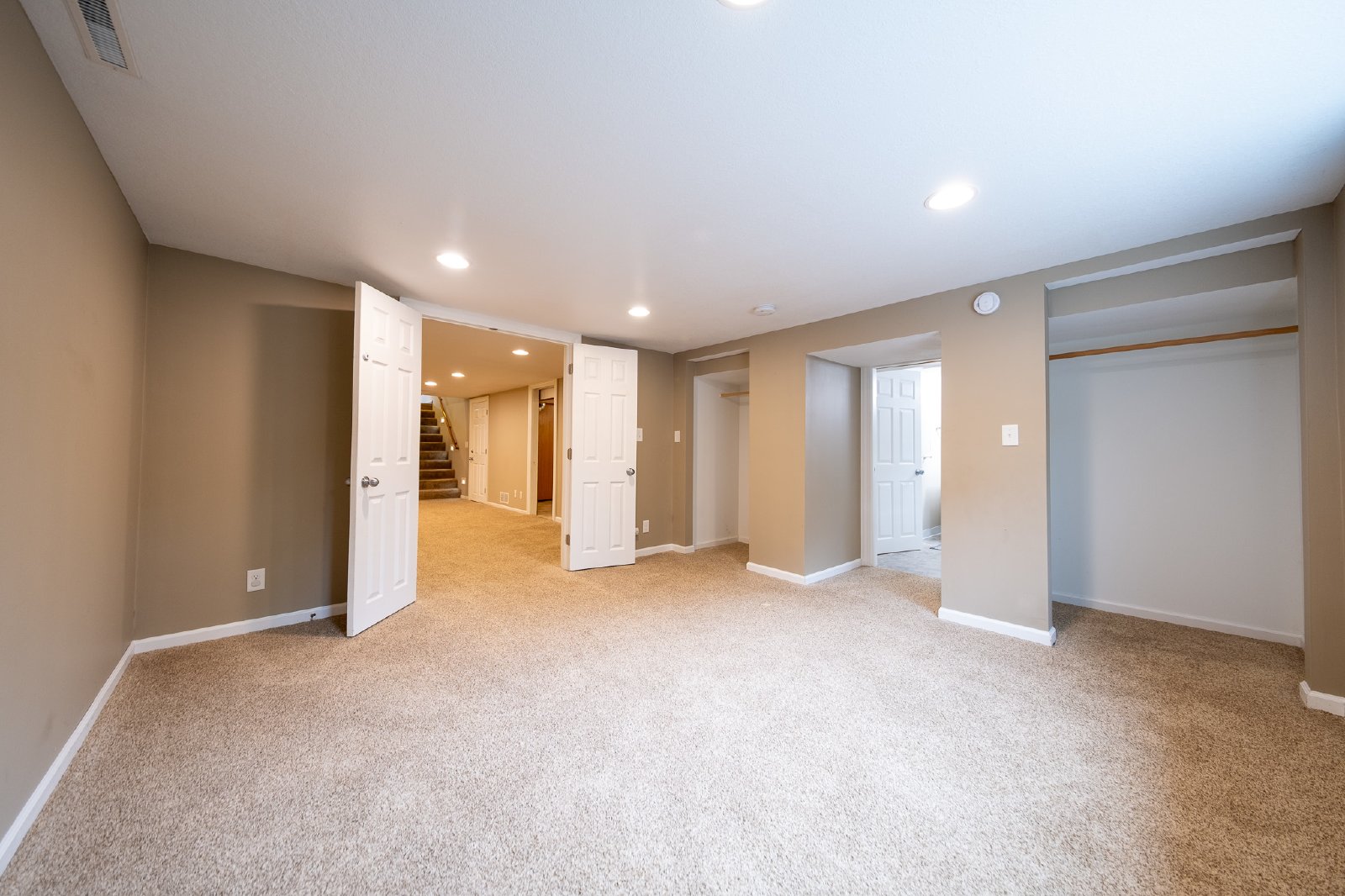 Upper 139th Street West, Apple Valley (7367) RS DG1 *HWP* - 1 property image