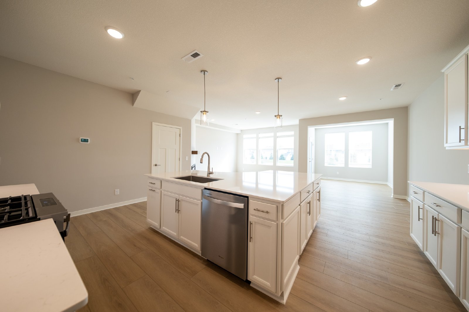 Airlake Drive, Woodbury (4769) LY CW1 - 1 property image