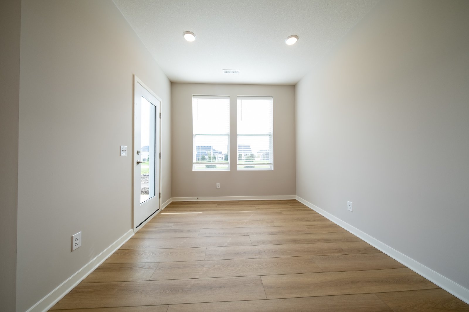 Airlake Drive, Woodbury (4769) LY CW1 - 1 property image
