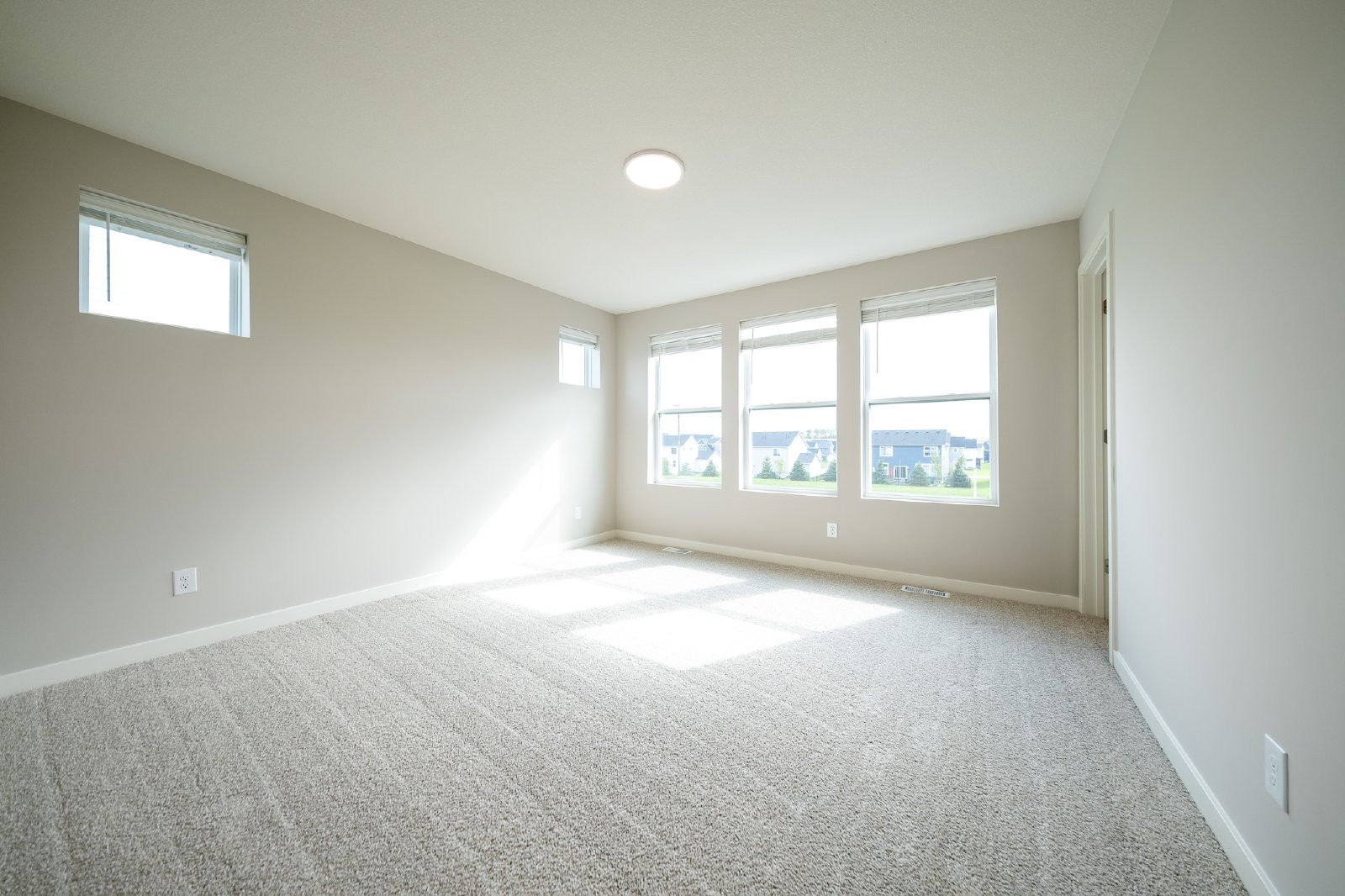 Airlake Drive, Woodbury (4769) LY CW1 - 1 property image