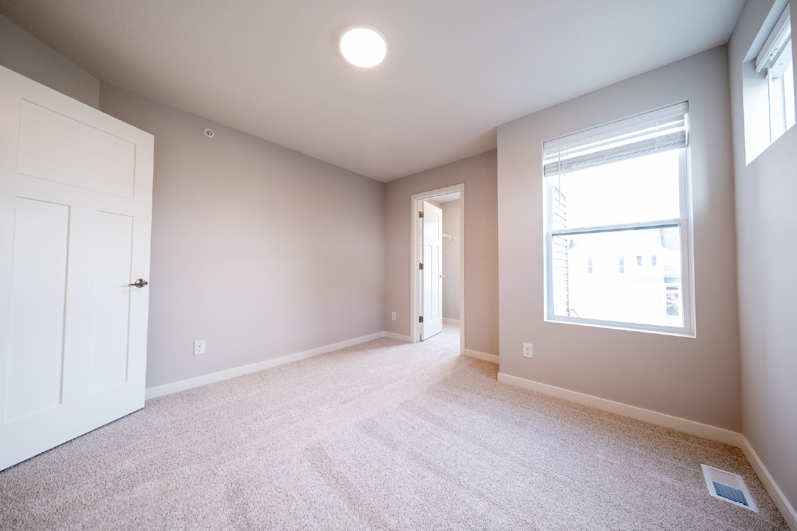 Airlake Drive, Woodbury (4769) LY CW1 - 1 property image