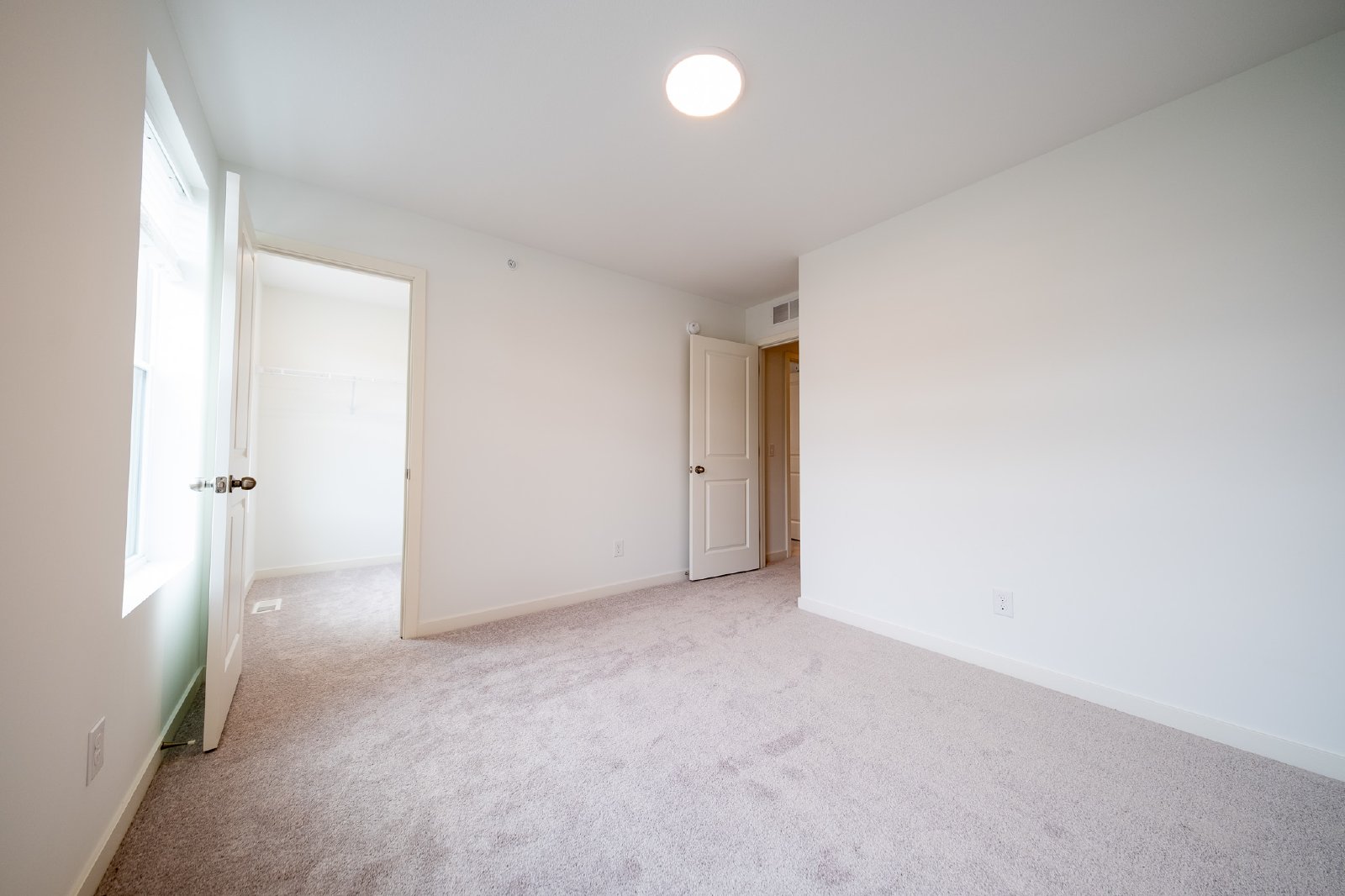 Airlake Curve, Woodbury (4773) LY CW1 - 1 property image