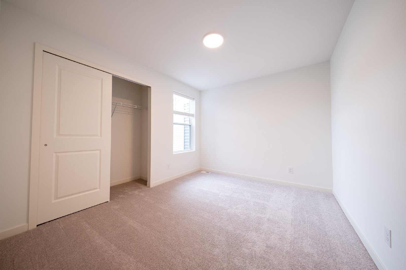Airlake Curve, Woodbury (4773) LY CW1 - 1 property image