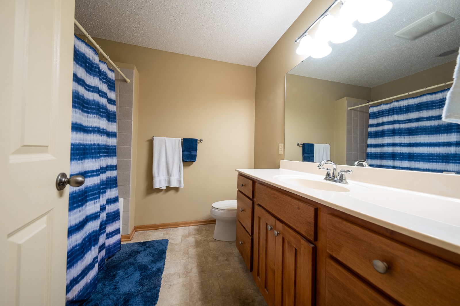 Edison Street Northeast, Blaine (2879, Unit C) RS CW1 - C property image