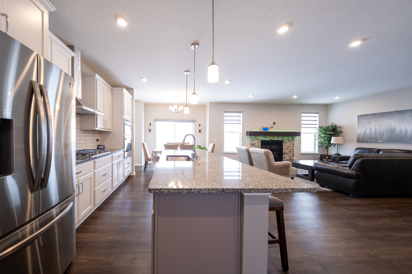 184th Street West, Lakeville (7772) JP ER1 - 1 property image