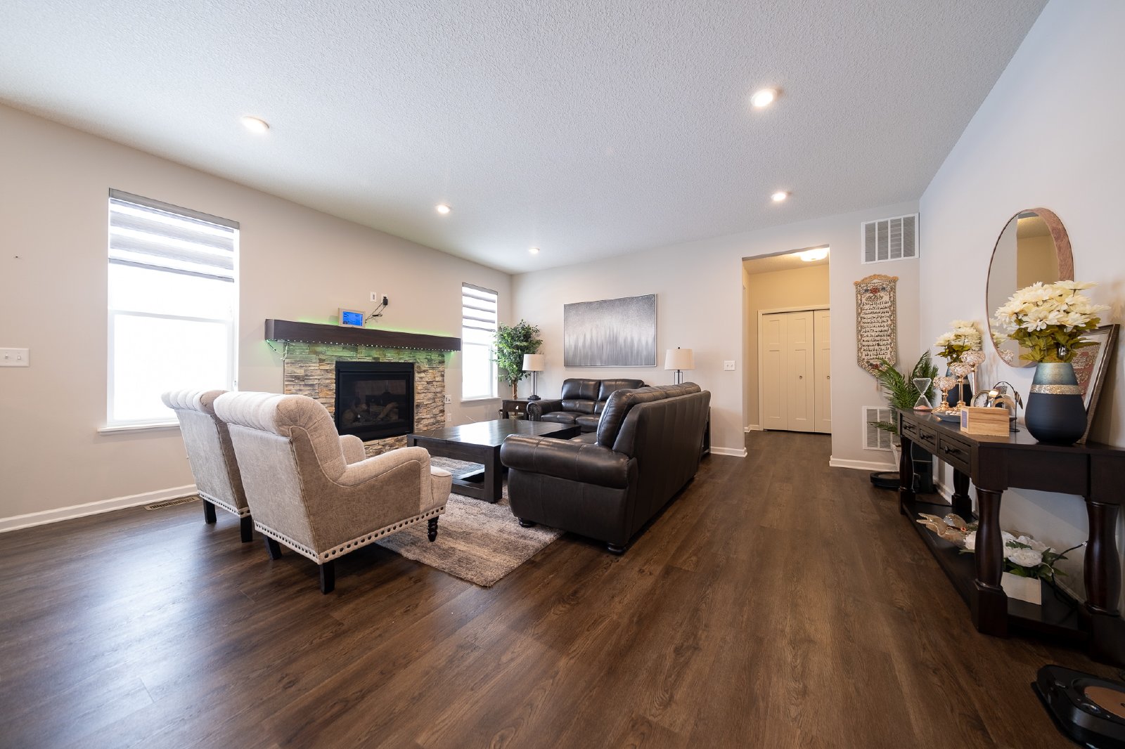 184th Street West, Lakeville (7772) JP ER1 - 1 property image