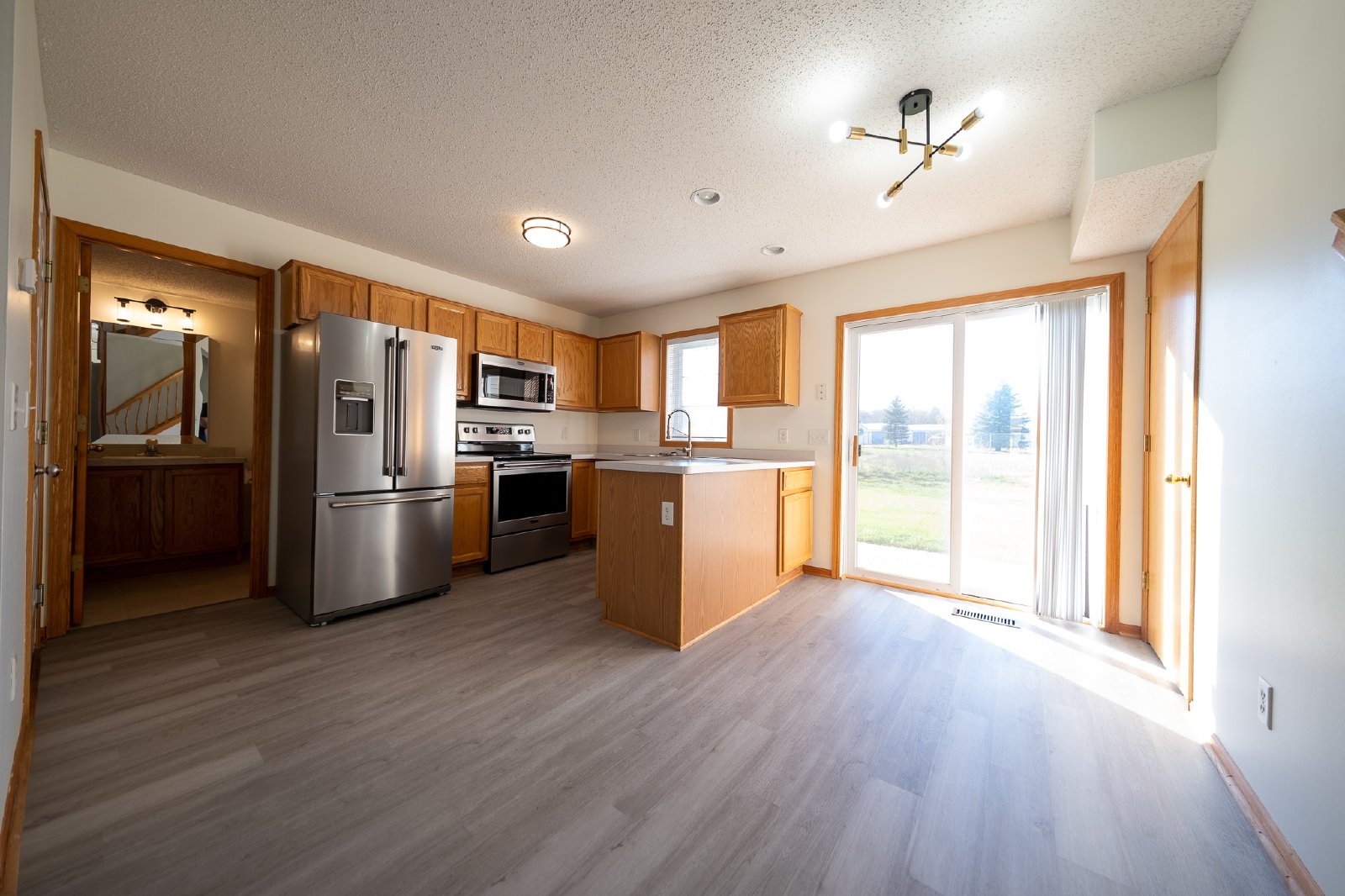 874 Swaps Dr. Shakopee, MN 55379 Mauzy Properties