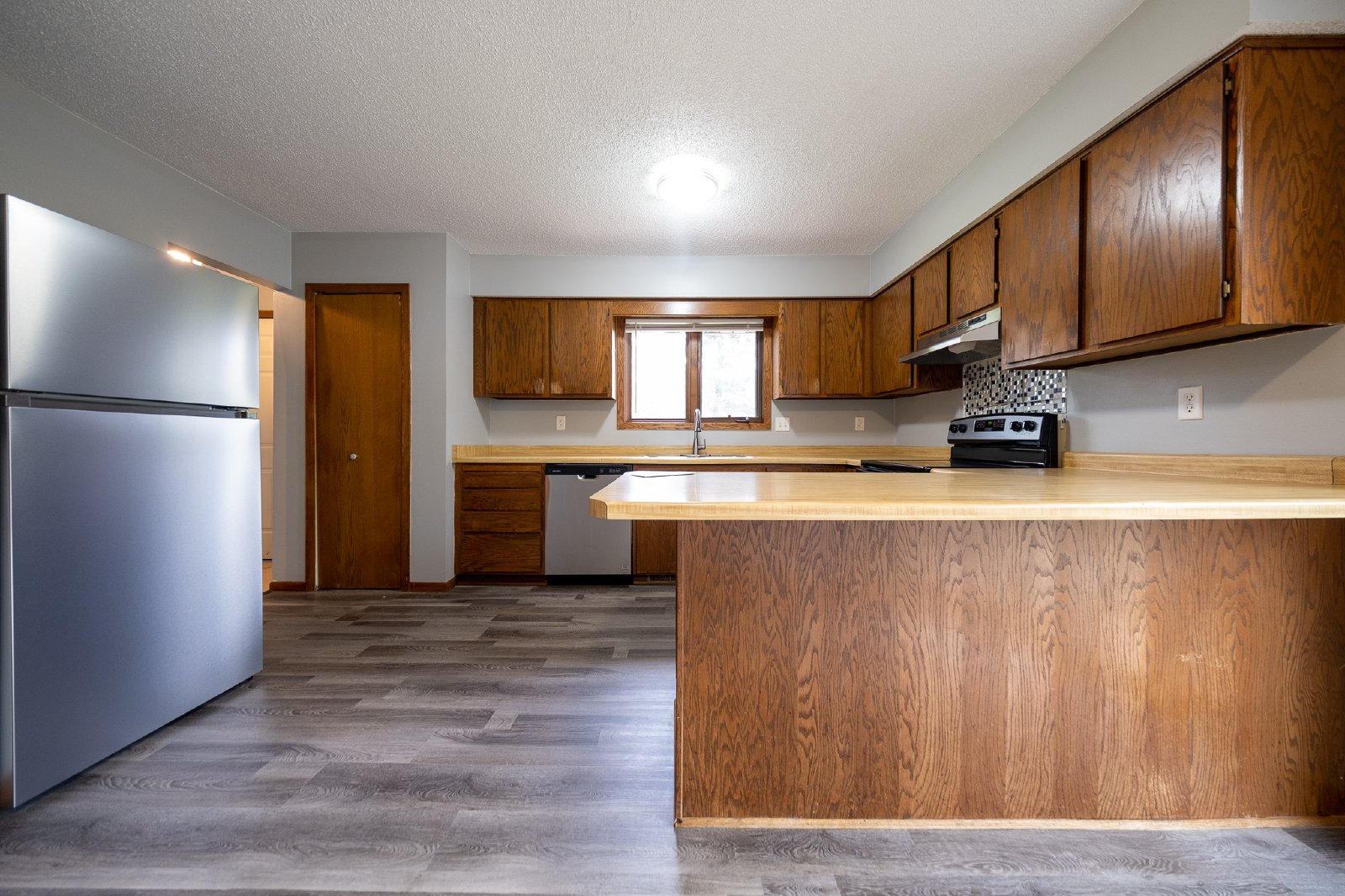 144th Street West, Apple Valley (8461) MJ KZ2 - 1 property image