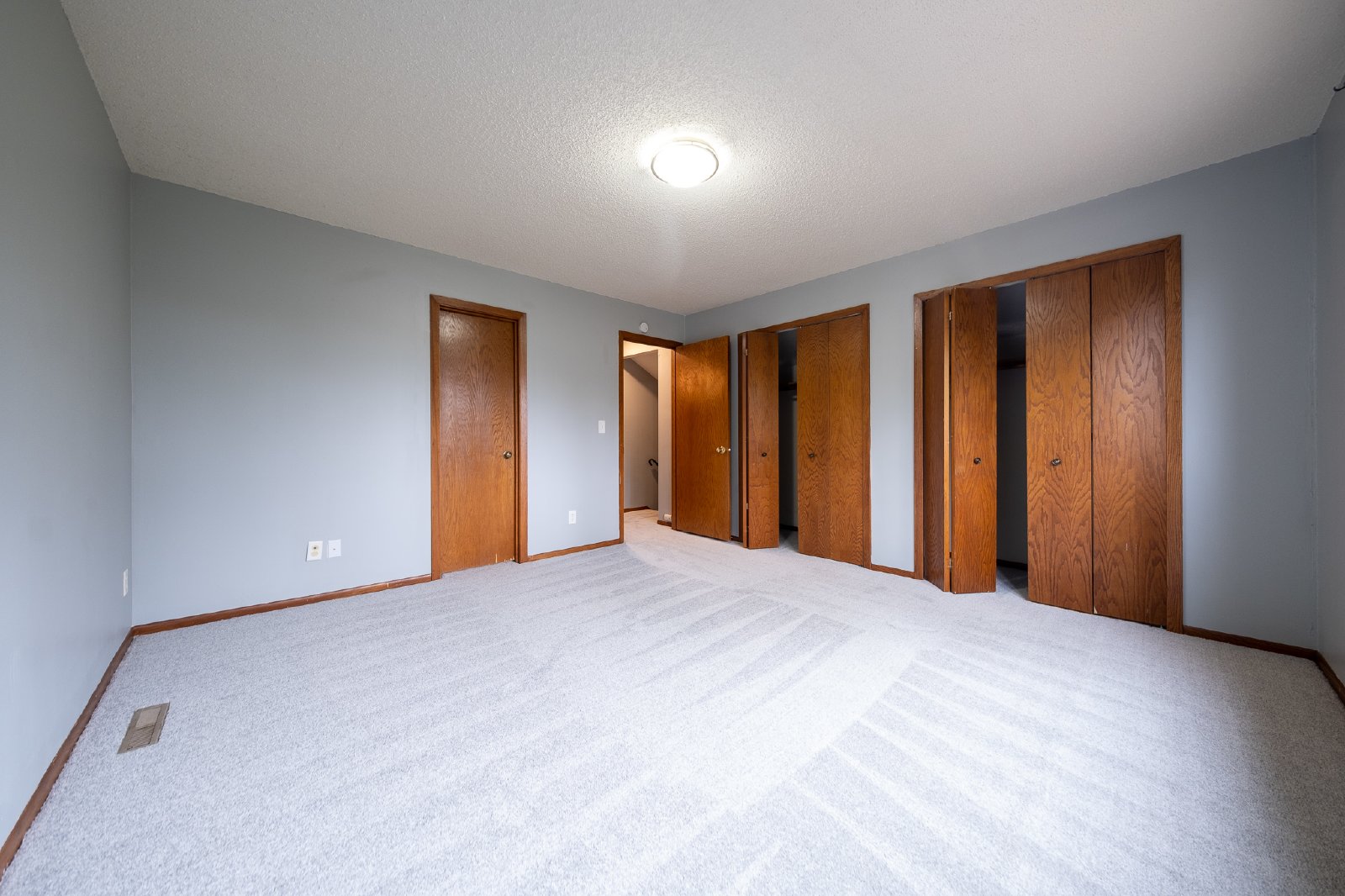 144th Street West, Apple Valley (8461) MJ KZ2 - 1 property image