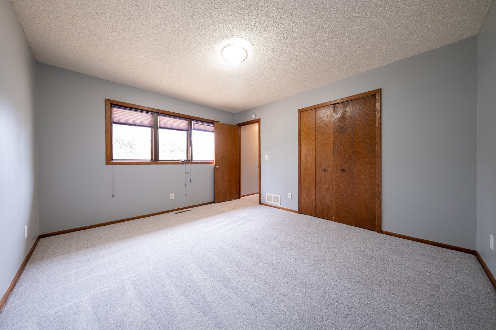 144th Street West, Apple Valley (8461) MJ KZ2 - 1 property image