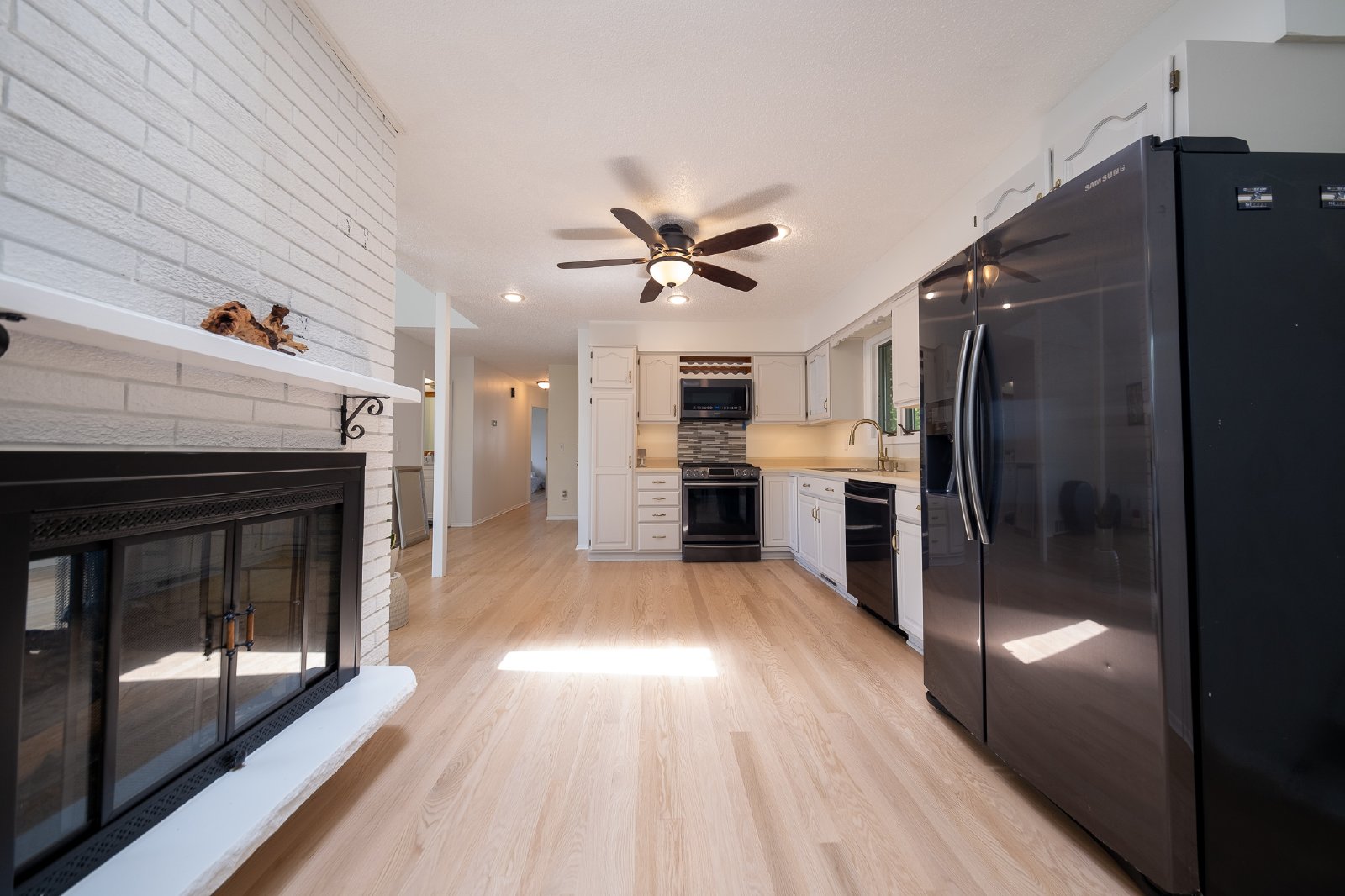 Lincoln Street Northeast, Blaine (8564) LY MG2 - 1 property image