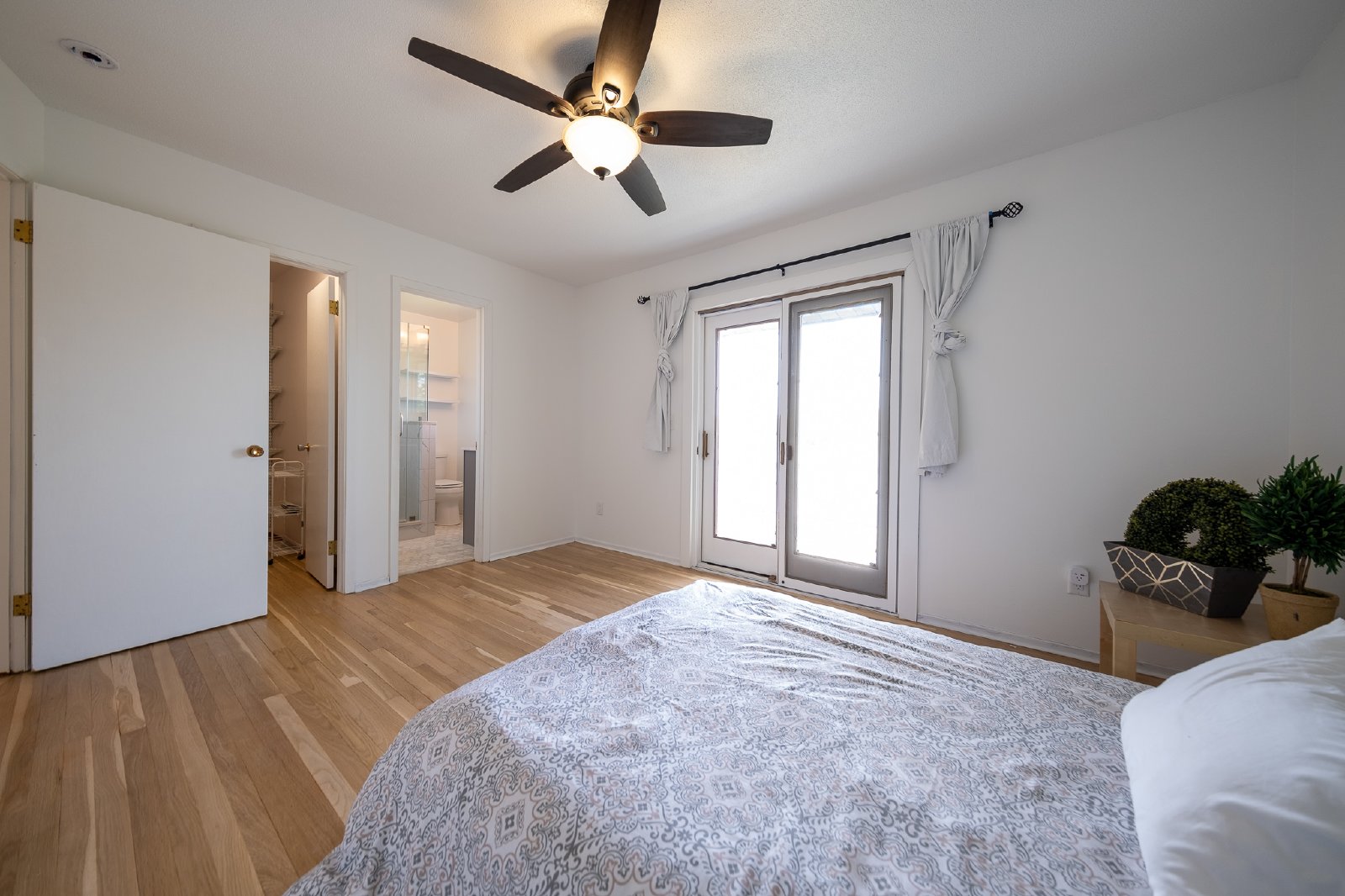 Lincoln Street Northeast, Blaine (8564) LY MG2 - 1 property image