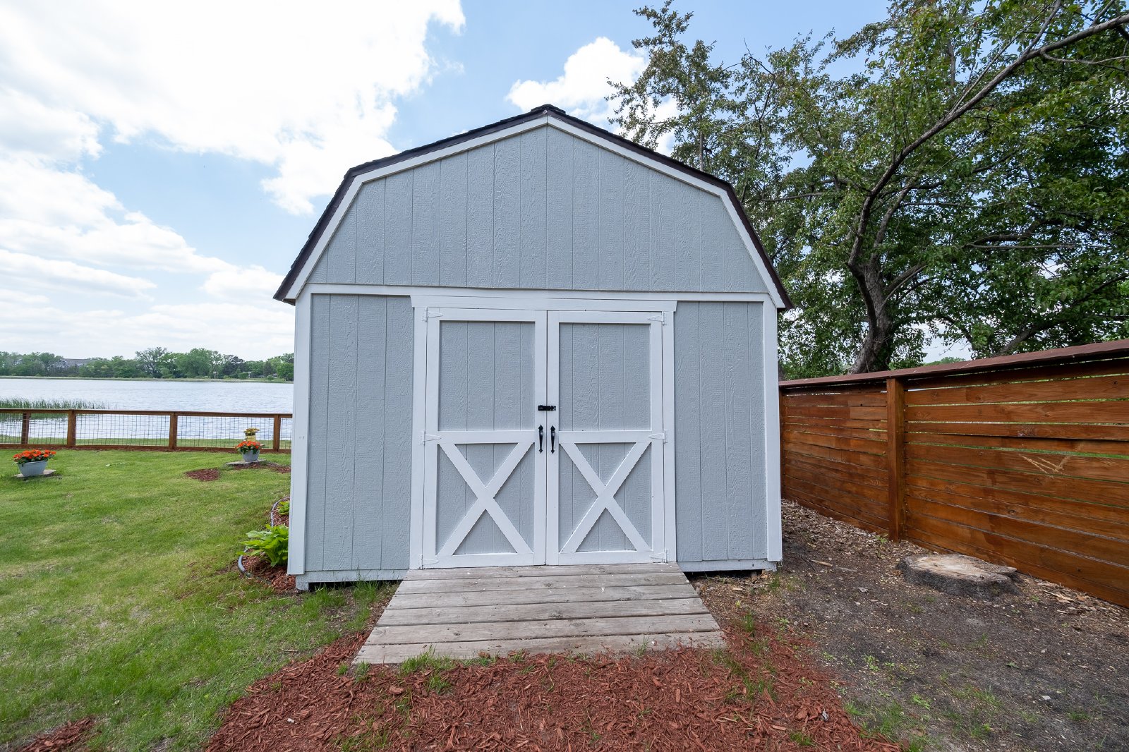 Lincoln Street Northeast, Blaine (8564) LY MG2 - 1 property image