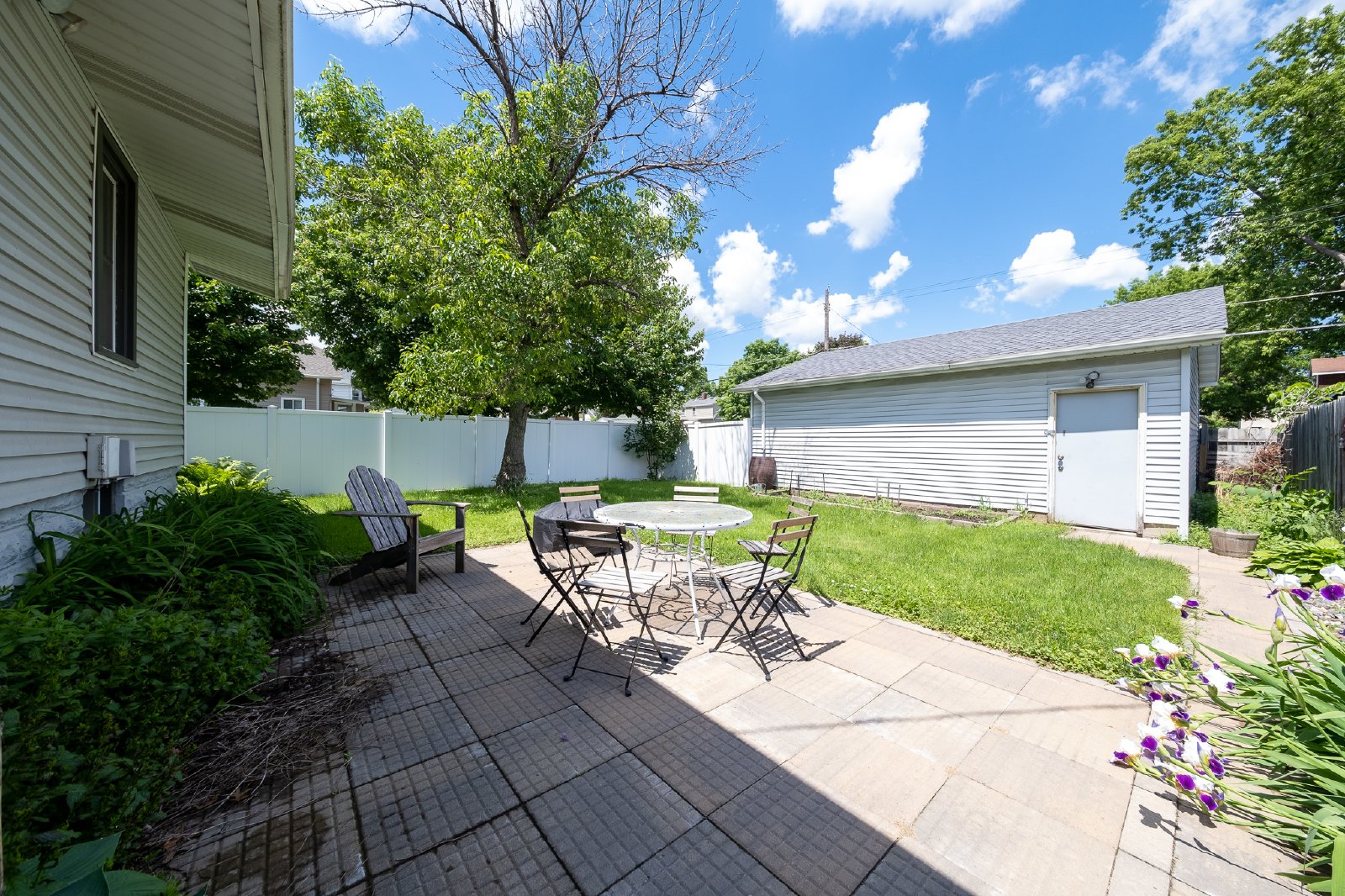 Central Avenue West, St Paul (817) LS CW1 - 1 property image