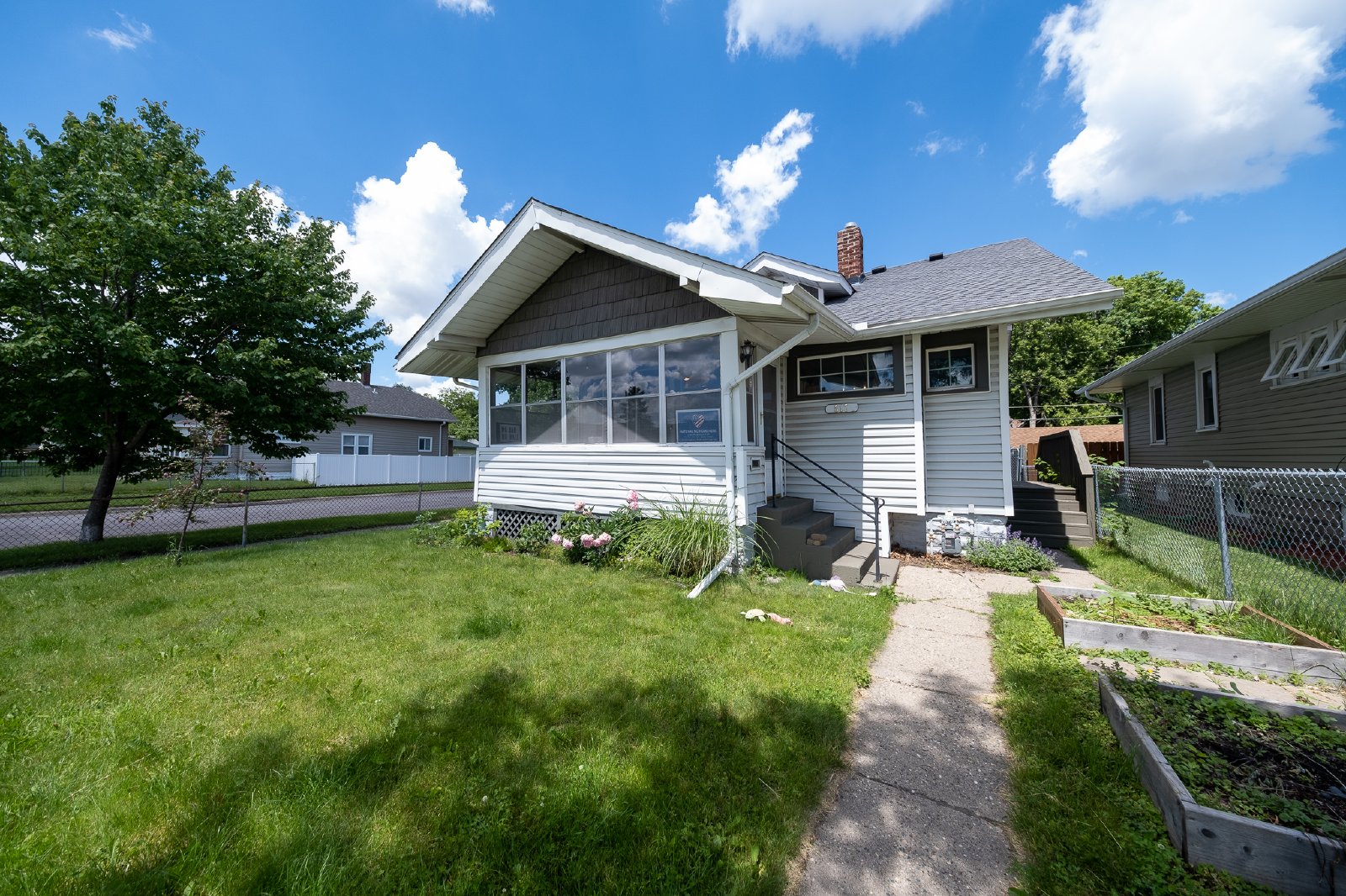 Central Avenue West, St Paul (817) LS CW1 - 1 property image