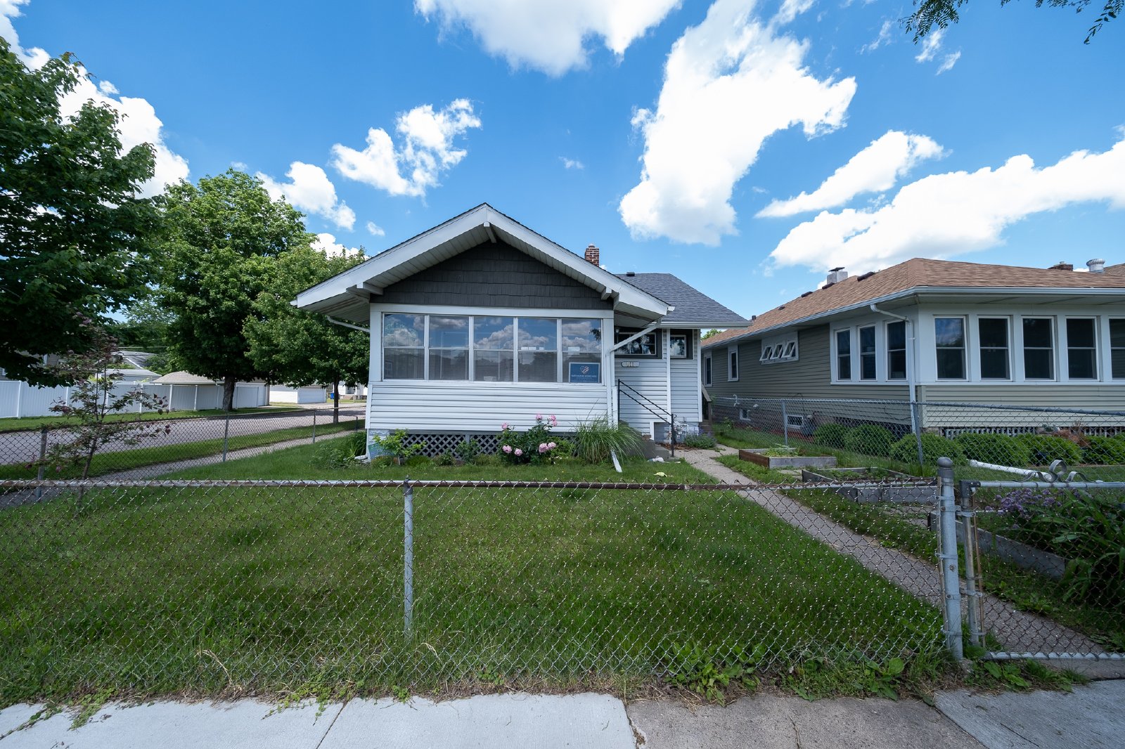 Central Avenue West, St Paul (817) LS CW1 - 1 property image