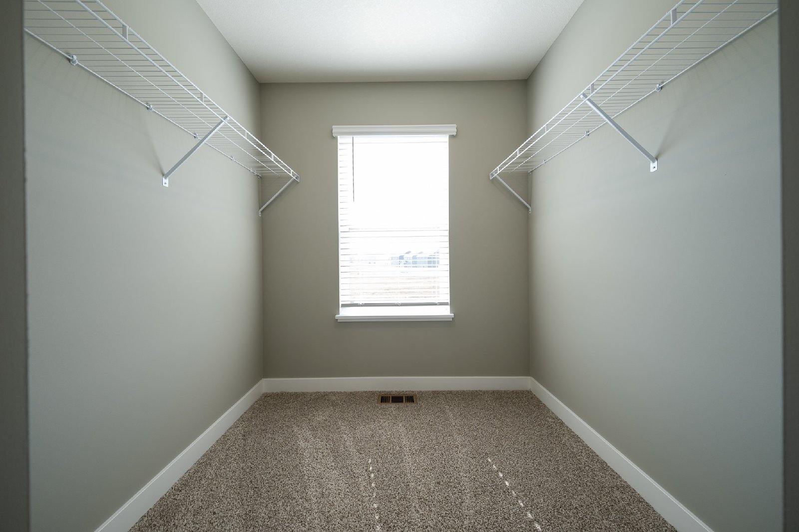 Aloha Avenue, Shakopee (2019) JP KK1 - 1 property image